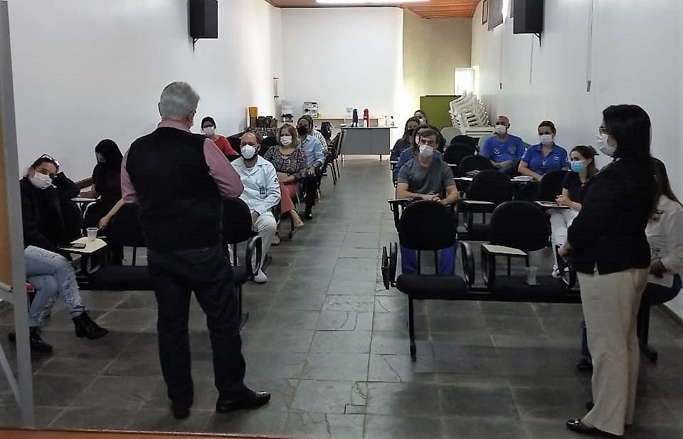 Comitê da COVID-19 em reunião na última segunda-feira 21/06. Imagem Divulgação