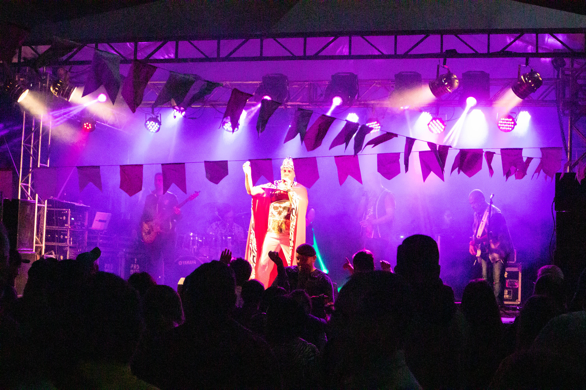 Banda Millenium se apresenta no palco do Juninão. Foto: Thomas Volpato Moutropoulos / Prefeitura Municipal de Urupês.