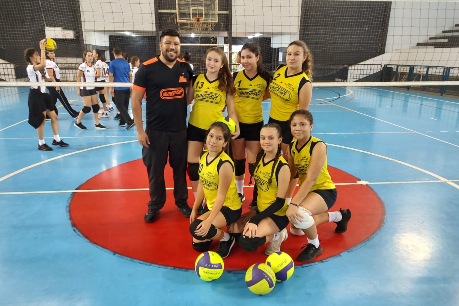 Meninas que disputarão a final do vôlei na JEESP. Foto: divulgação.