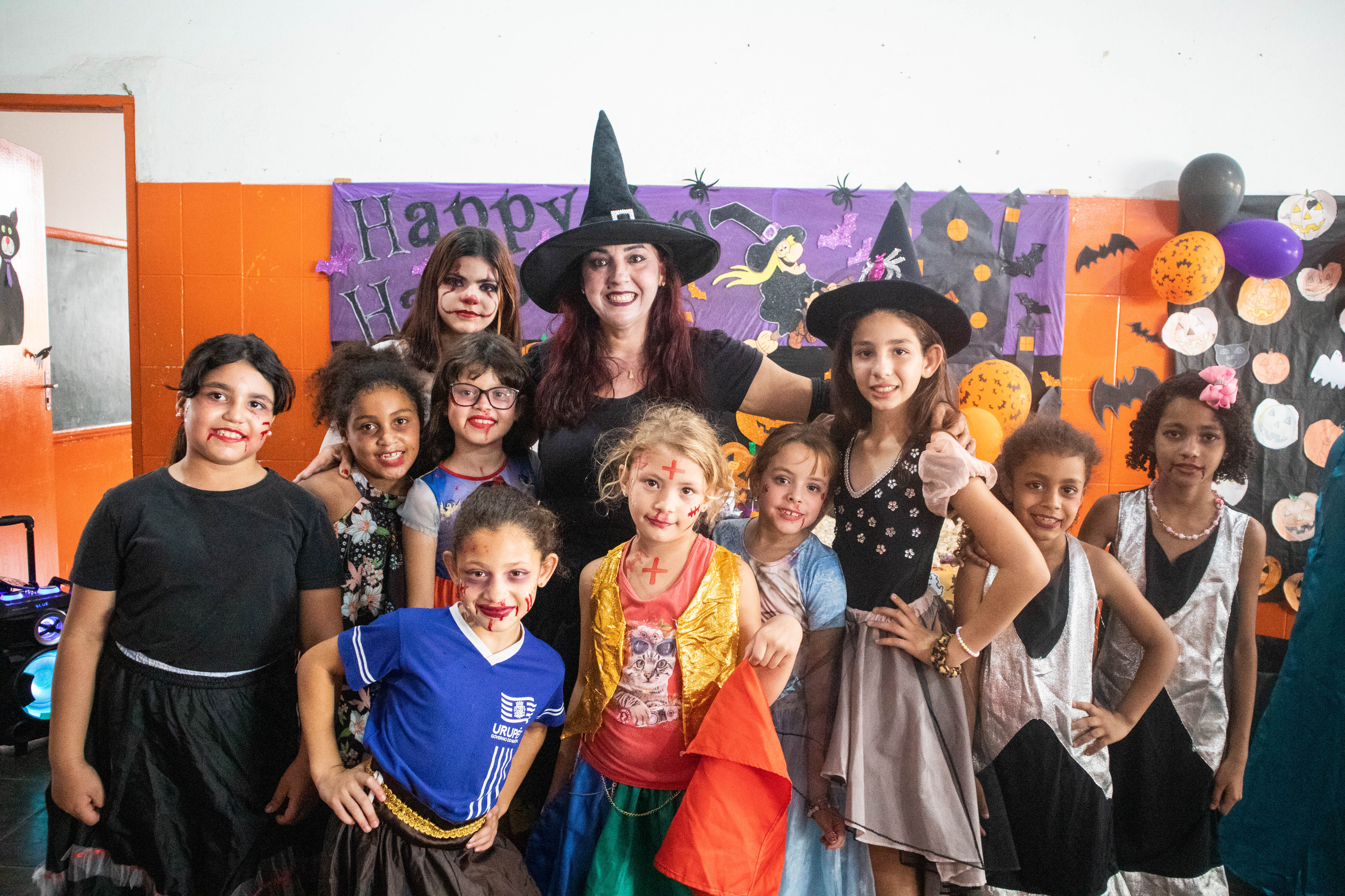 Festa do dia das Bruxas para os Alunos do Projeto Criança Feliz de Urupês- Foto: Carina Costa