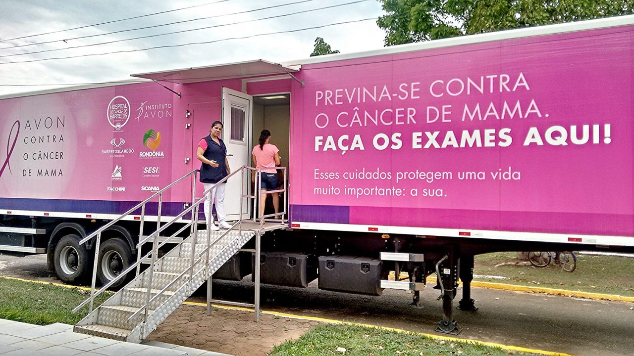 Carreta da Prevenção do HCB viaja as diversas cidades da região.