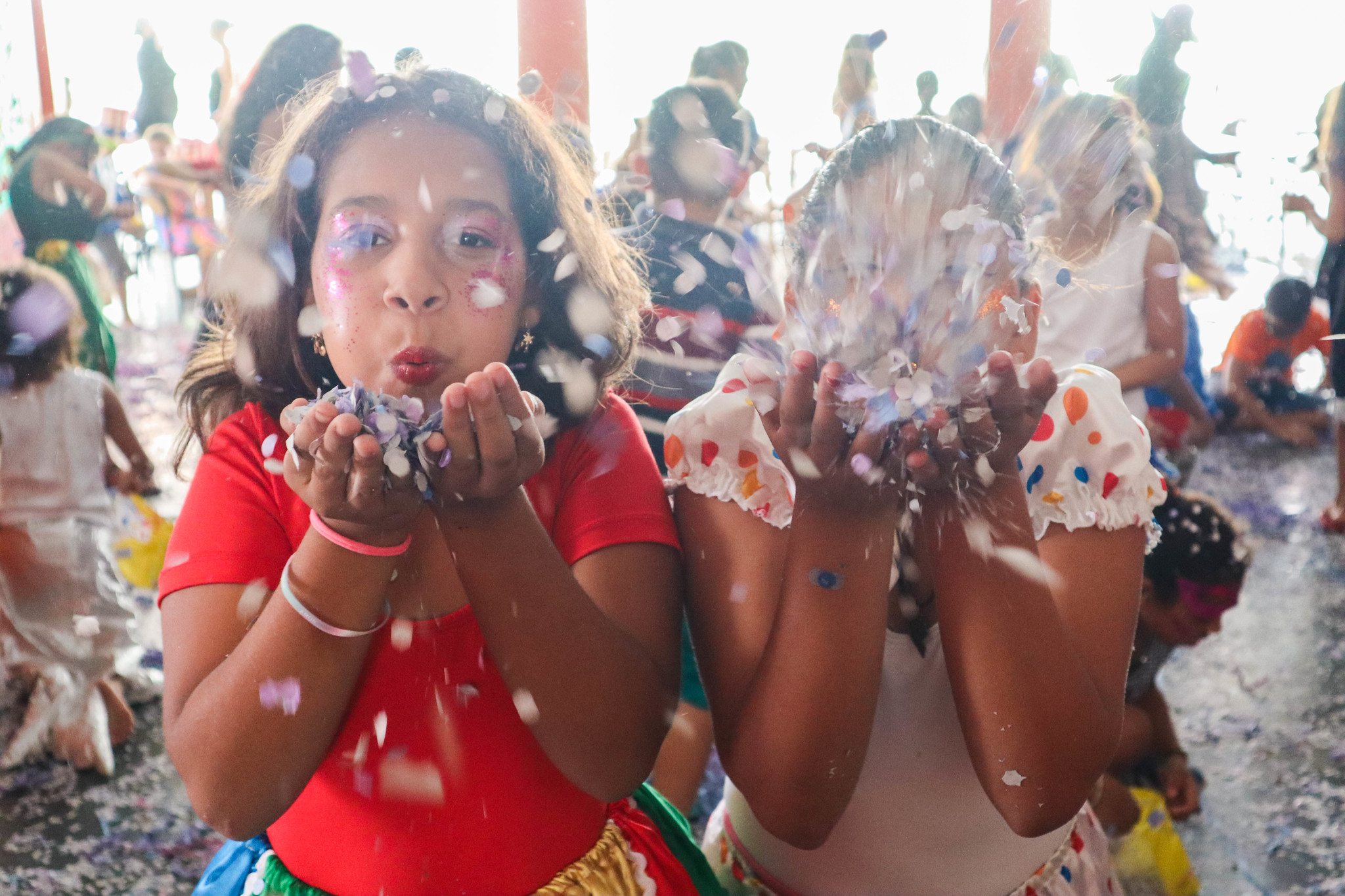 Idosos comemoram Carnaval na Melhor Idade. Foto: Thomas Volpato Moutropoulos / Prefeitura Municipal de Urupês