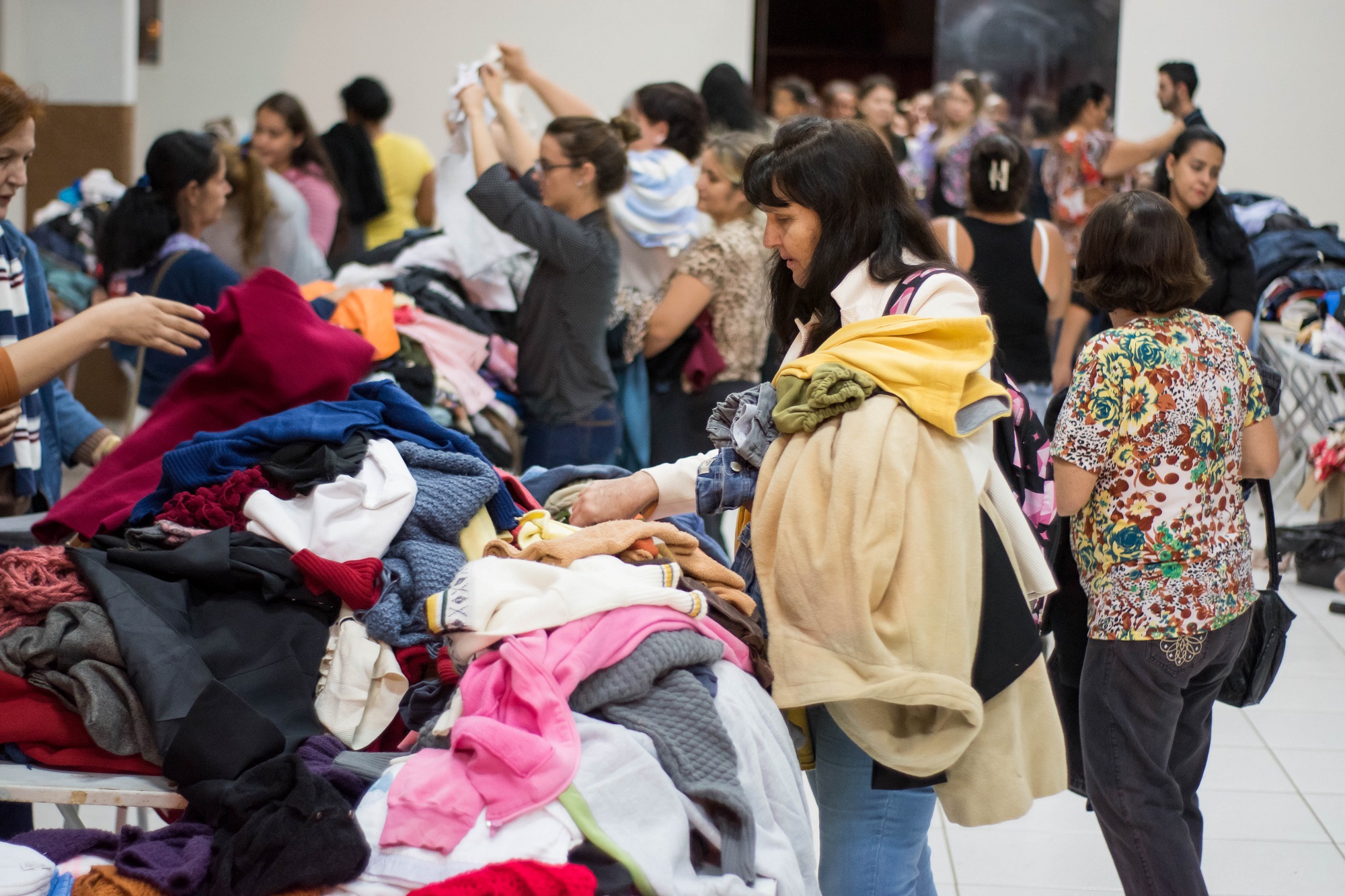 Campanha do Agasalho de Urupês 2018 - Distribuição de roupas - Foto: Luís Fernando da Silva