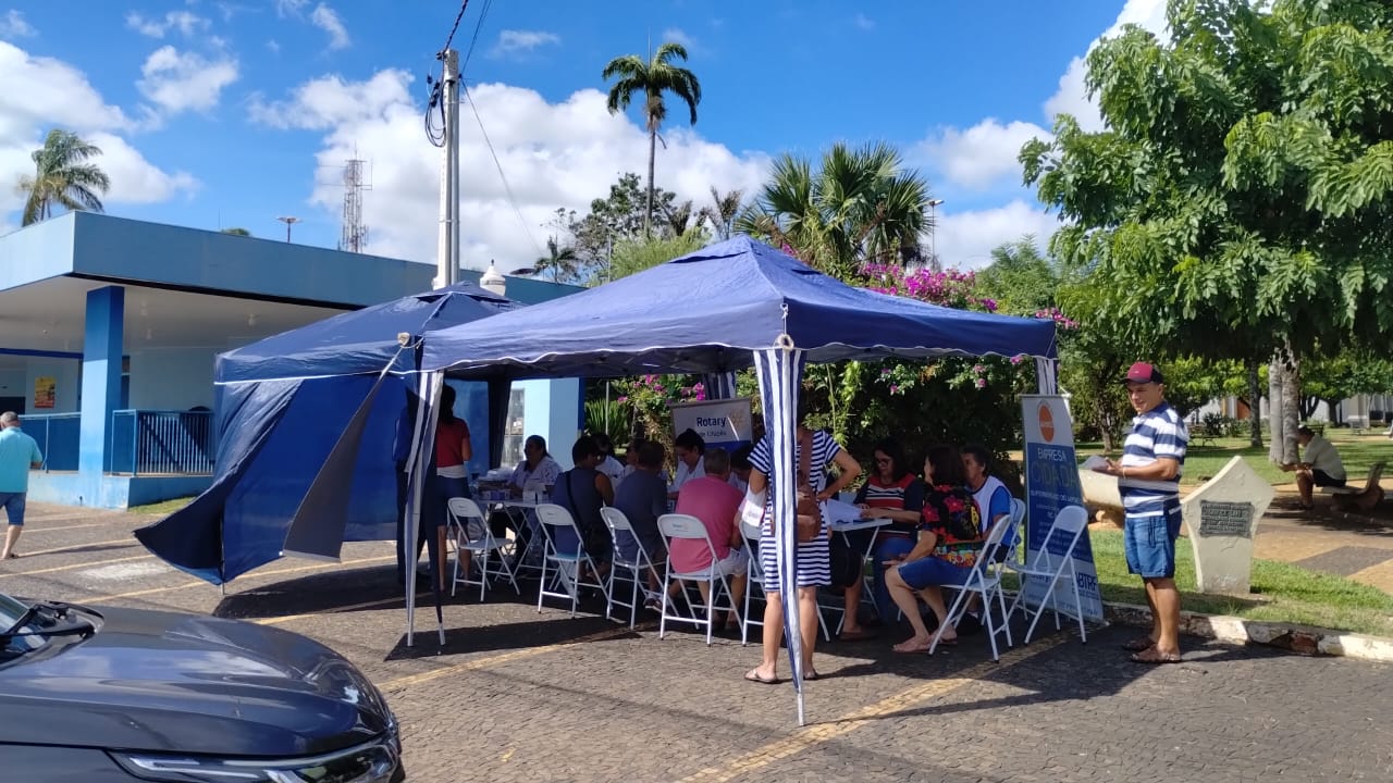 Tenda foi montada na praça central da cidade. Foto: divulgação.