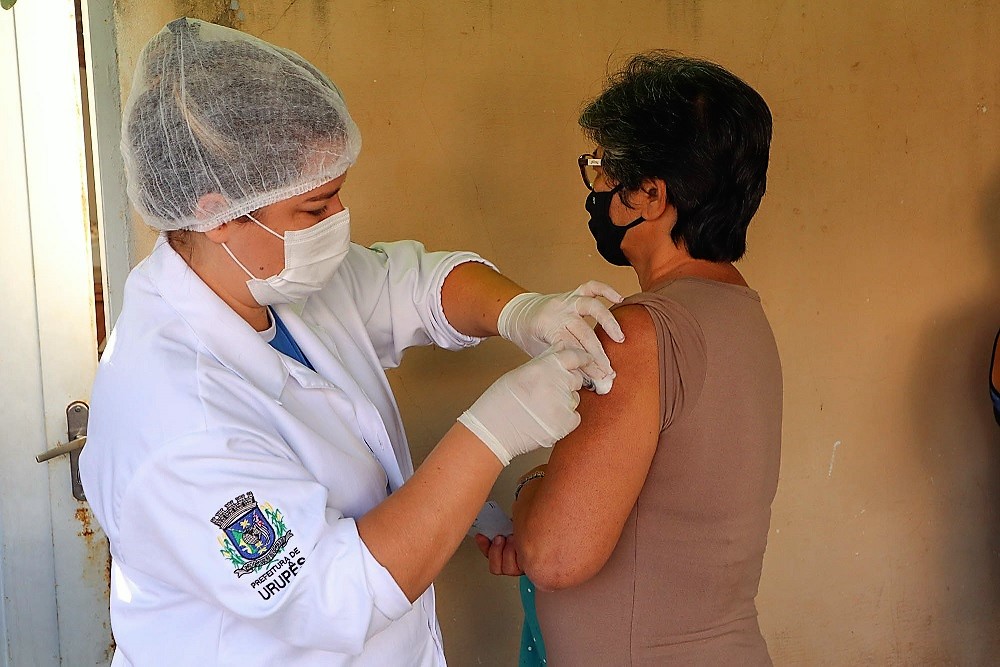 Vacinação contra COVID-19 na ESF central - Imagem Divulgação