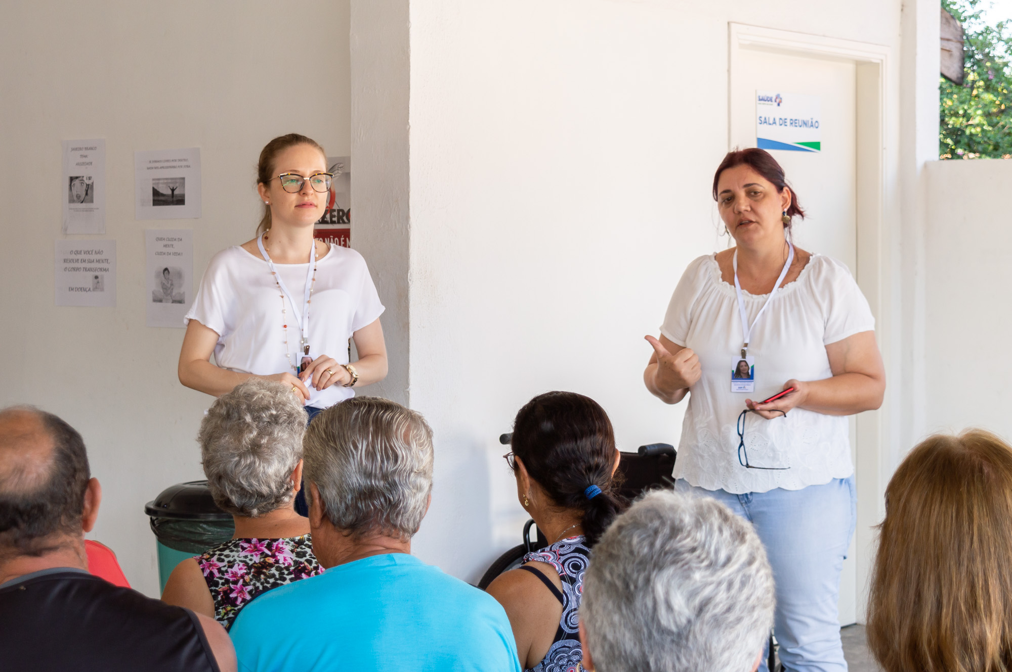 Palestra sobre Ansiedade, ministrada pela psicóloga Maria Sofia. E.S.F Mundo Novo - Foto: Carina Costa - Prefeitura Municipal de Urupês