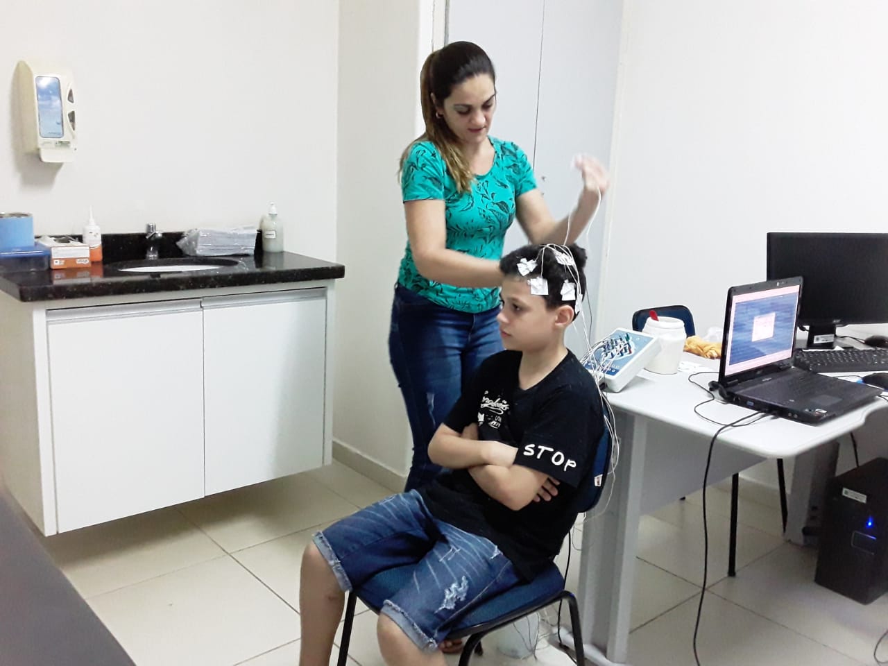 Paciente passando por exames na UBS Dr Xisto Albareli Rangel. Foto: Divulgação