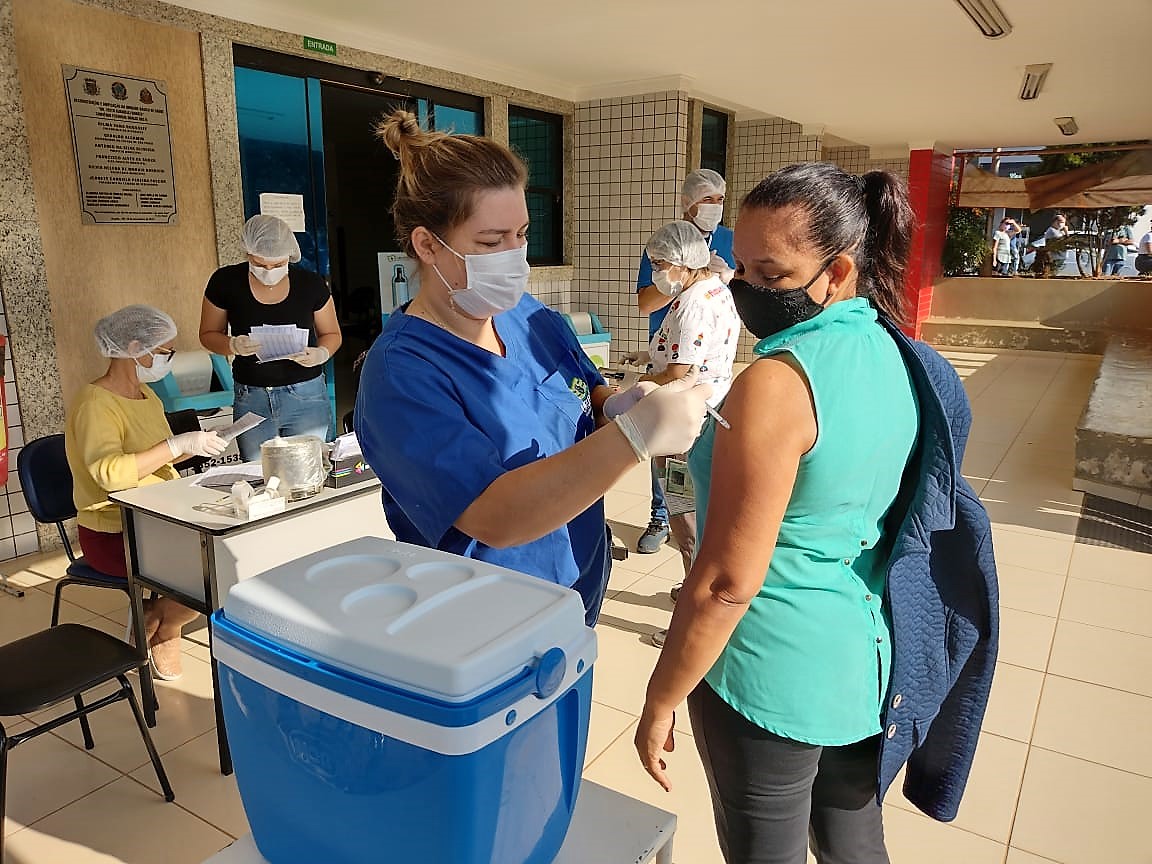 Vacinação contra COVID-19 na ESF central em 23 de junho de 2021 para pessoas com 43  a 49 anos - Foto: Thomas Moutropoulos