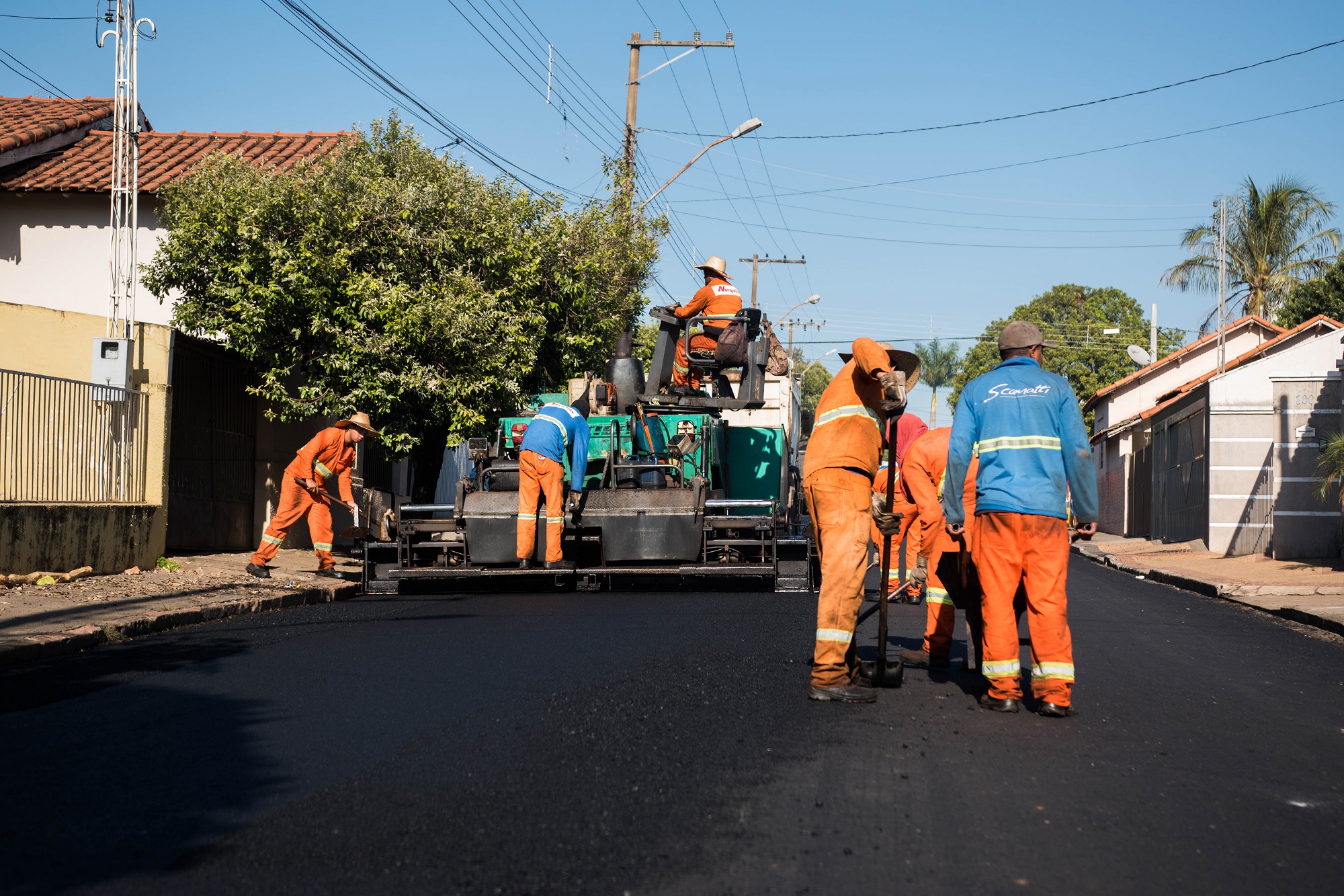 Prefeitura já recapeou diversos trechos de ruas em 2018. Próximas obras acontecem em 2019. Foto: [Arquivo] Luís Fernando da Silva / Prefeitura Municipal de Urupês.